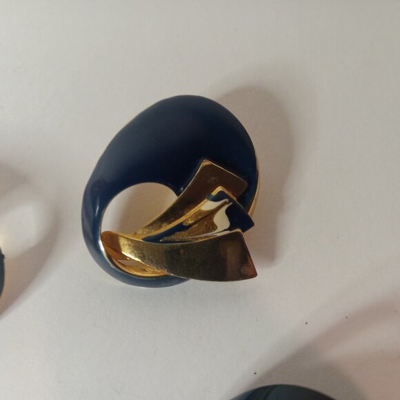 2 pairs Totally 80s Vintage Enamel Earrings Navy - Picture 7 of 11